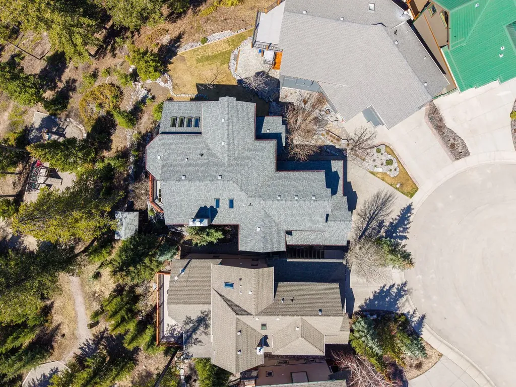 389 Eagle Heights Canmore AB T1W 3C9
