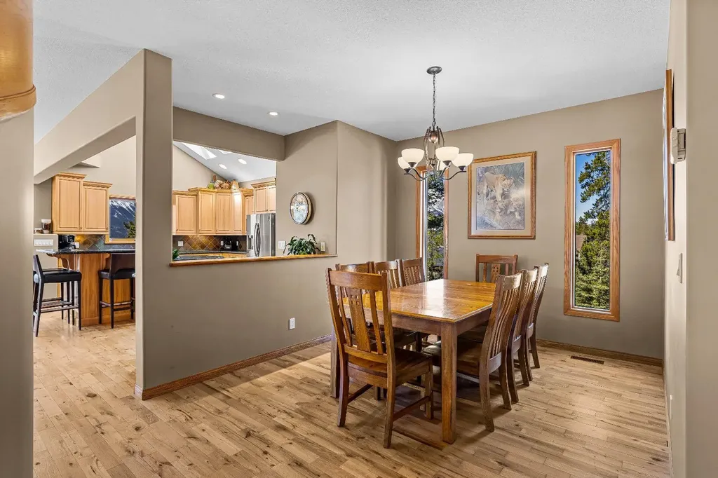 389 Eagle Heights Canmore AB T1W 3C9