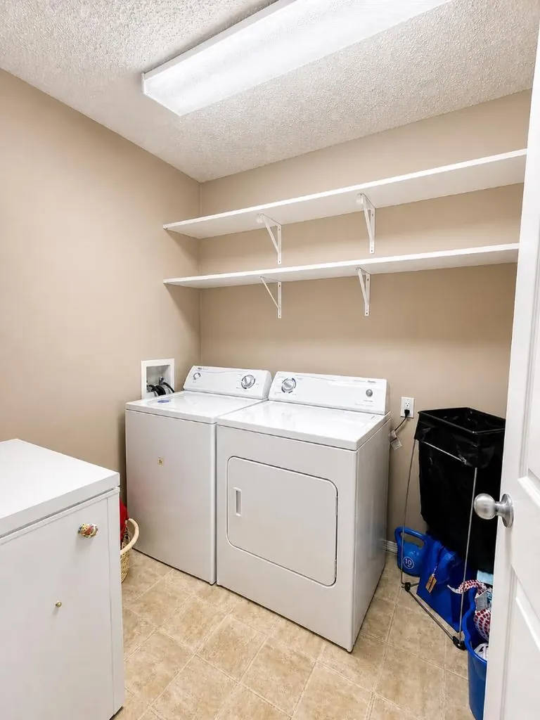 4646 55 Avenue High Prairie AB T0G 1E0