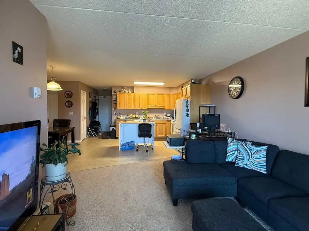 4646 55 Avenue High Prairie AB T0G 1E0