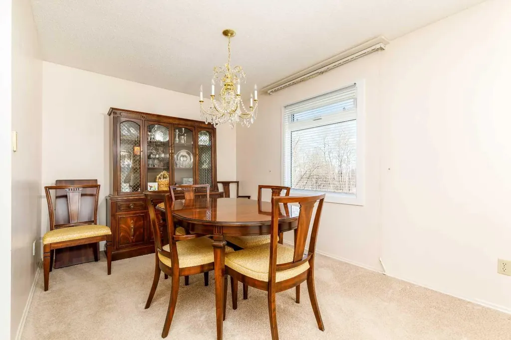 90 Welton Crescent Red Deer AB T4N 6B3