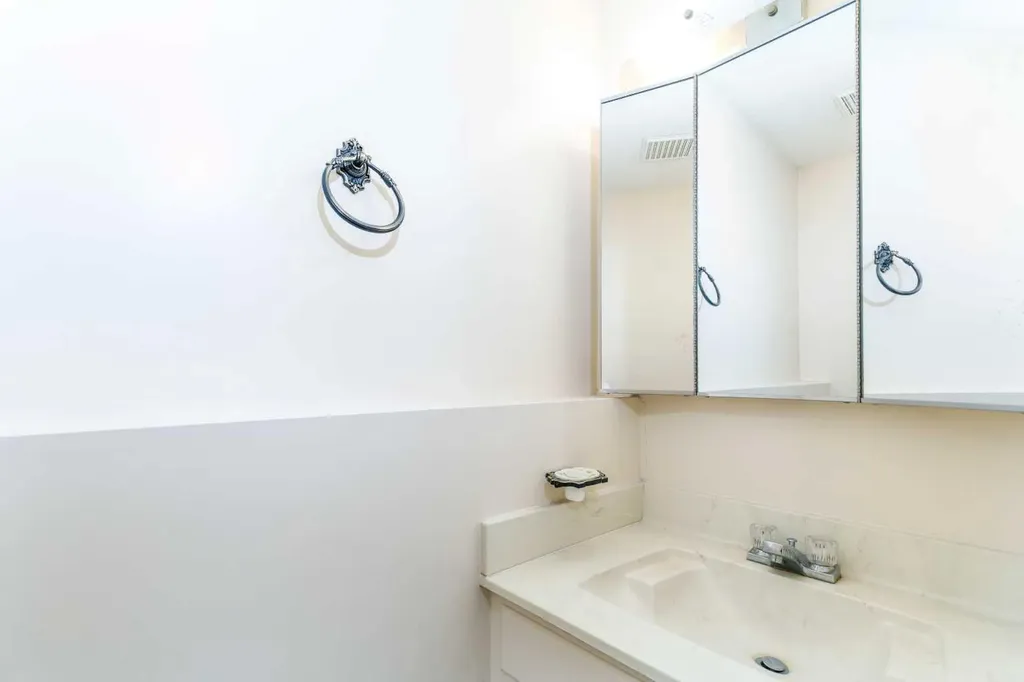 90 Welton Crescent Red Deer AB T4N 6B3