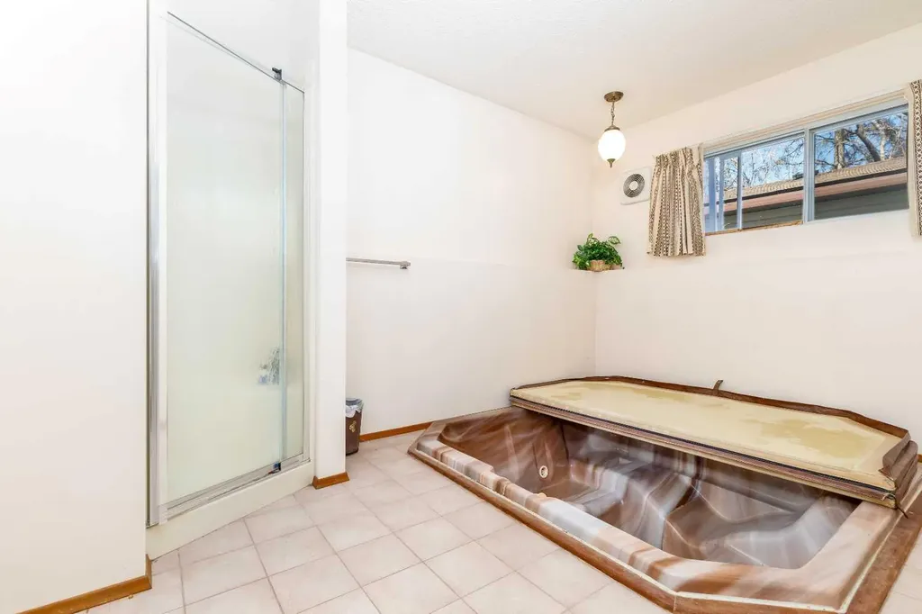 90 Welton Crescent Red Deer AB T4N 6B3