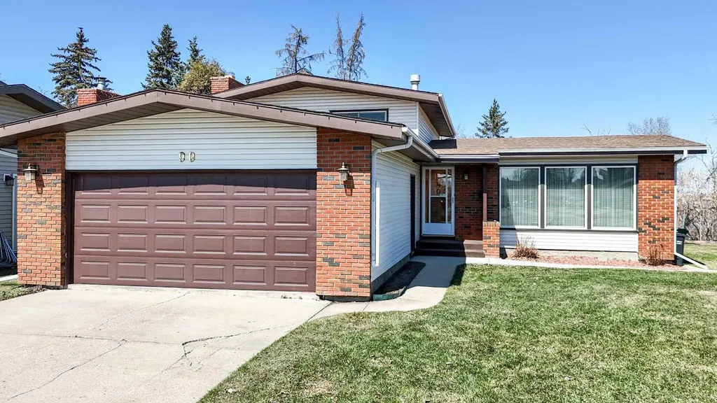 90 Welton Crescent Red Deer AB T4N 6B3