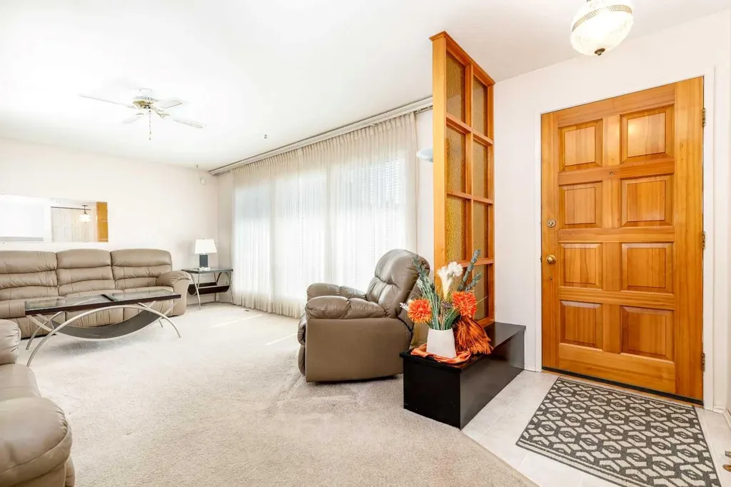 90 Welton Crescent Red Deer AB T4N 6B3