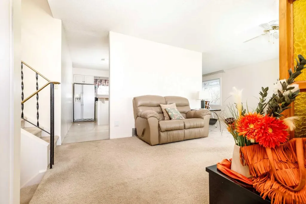 90 Welton Crescent Red Deer AB T4N 6B3