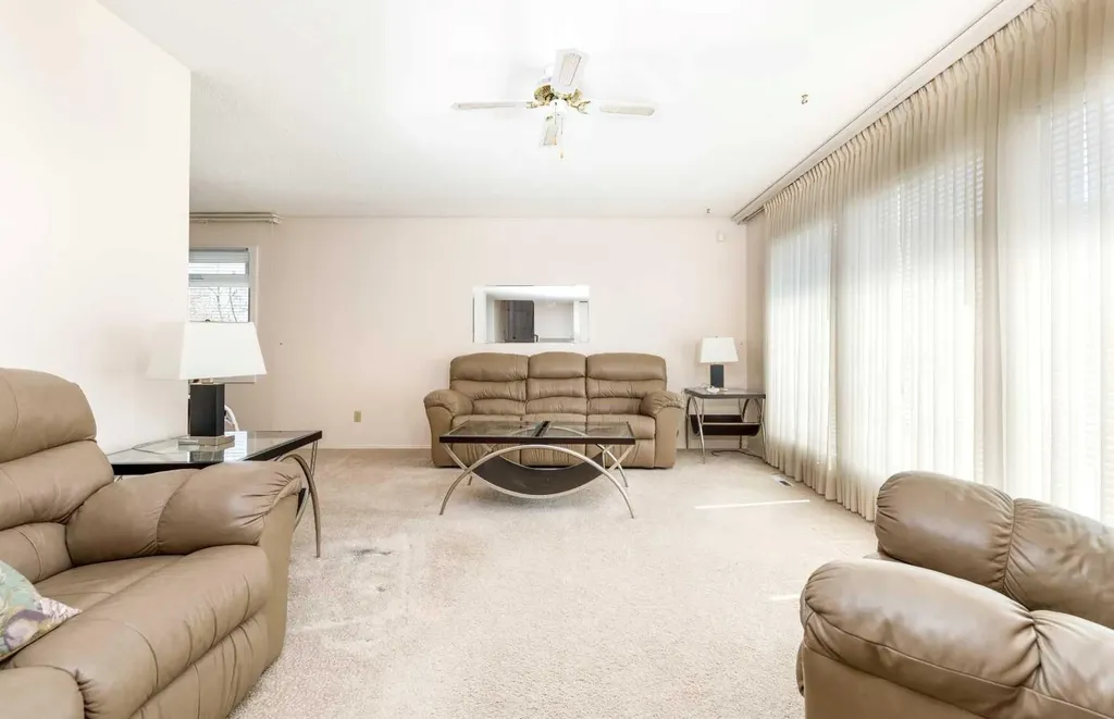 90 Welton Crescent Red Deer AB T4N 6B3