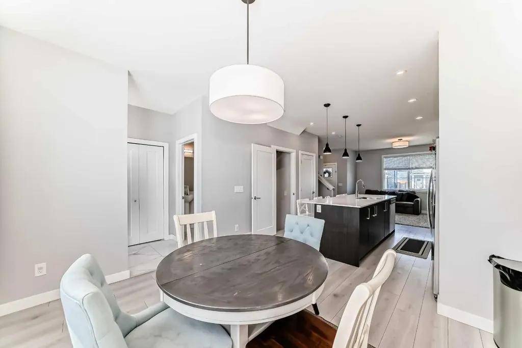 120 Chelsea Drive Chestermere AB T1X1Z3