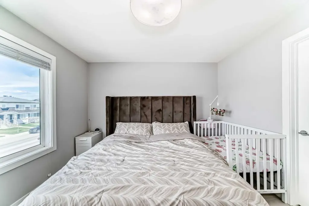 120 Chelsea Drive Chestermere AB T1X1Z3