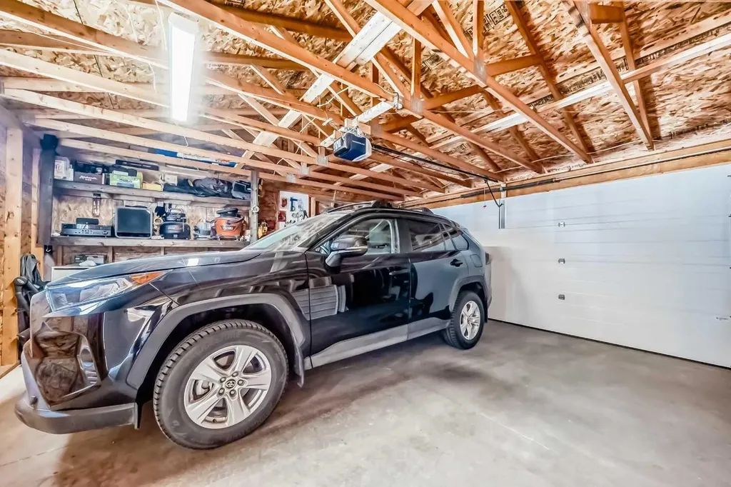 120 Chelsea Drive Chestermere AB T1X1Z3