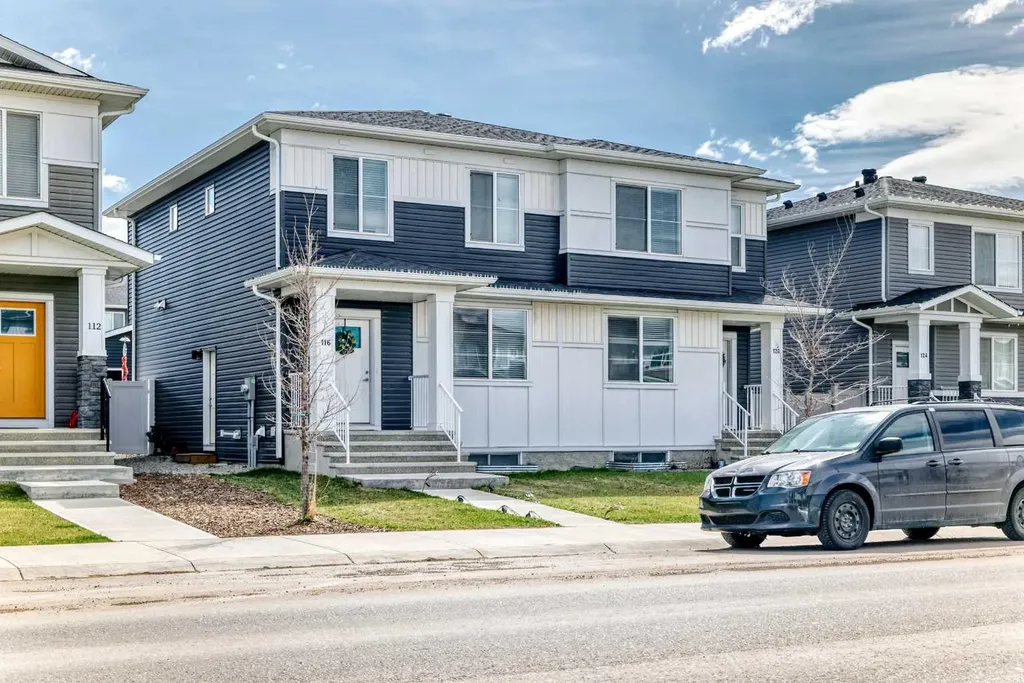 120 Chelsea Drive Chestermere AB T1X1Z3