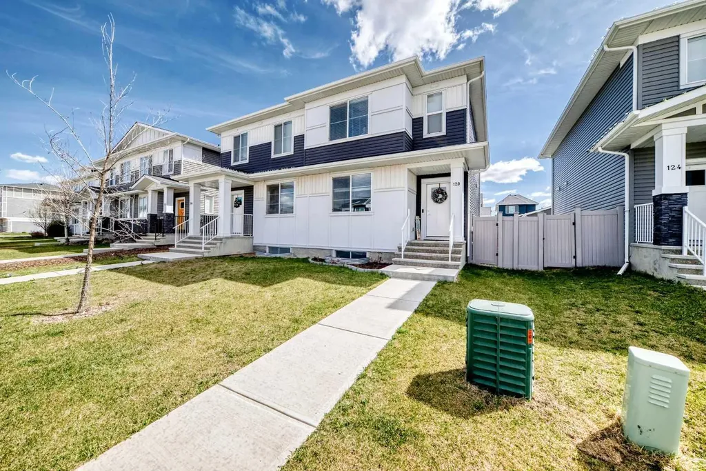 120 Chelsea Drive Chestermere AB T1X1Z3