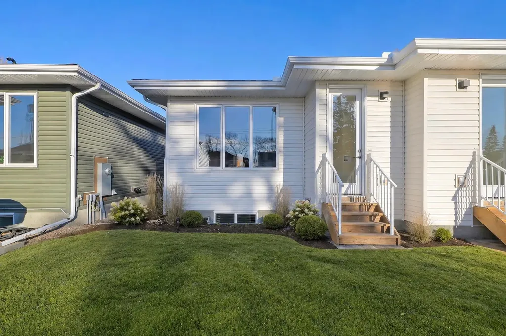 117 5 Avenue SE High River AB T1V 1G2