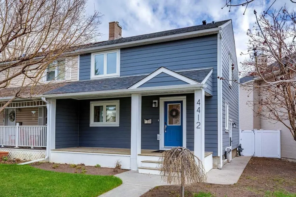 4412 Amiens Road SW Calgary AB T2T 6A7