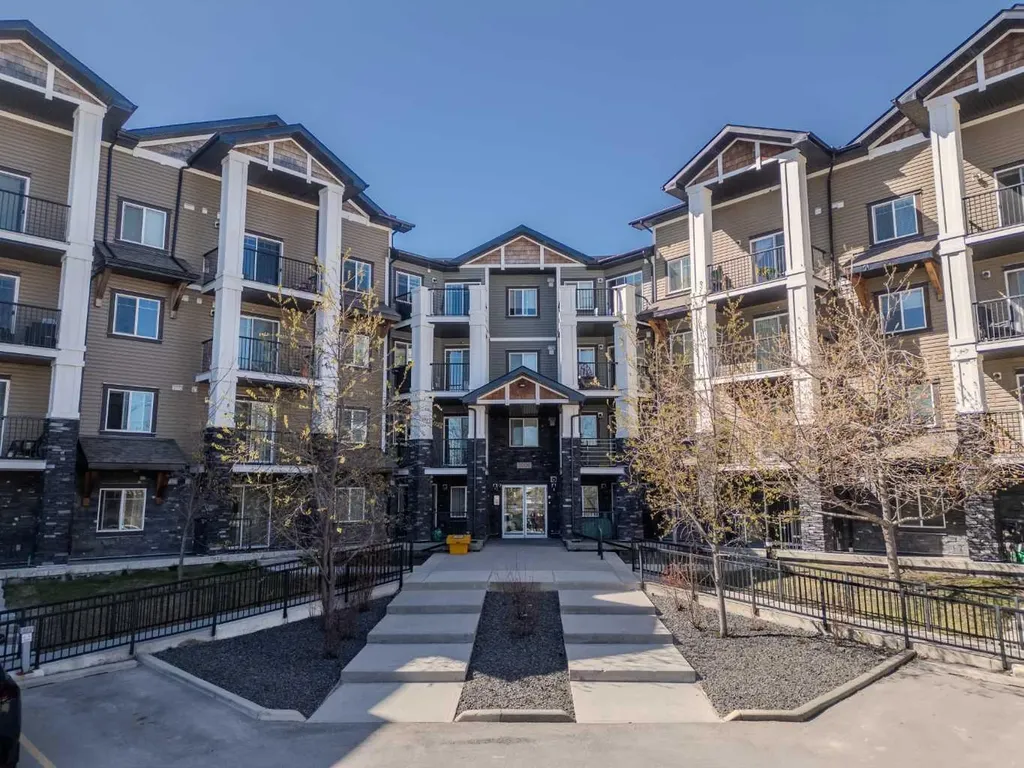 175 Panatella Hill NW Calgary AB T3K 0V9