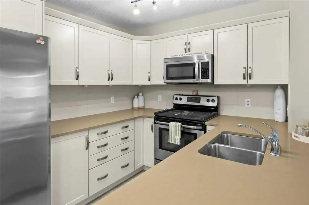175 Panatella Hill NW Calgary AB T3K 0V9