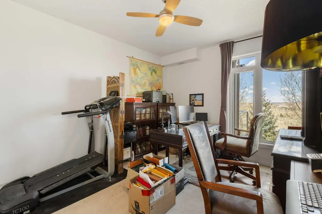 8 Hemlock Crescent SW Calgary AB T3C 2Z1