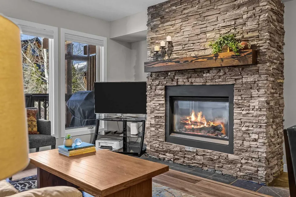 106 Stewart Creek Landing Canmore AB T1W 0G6