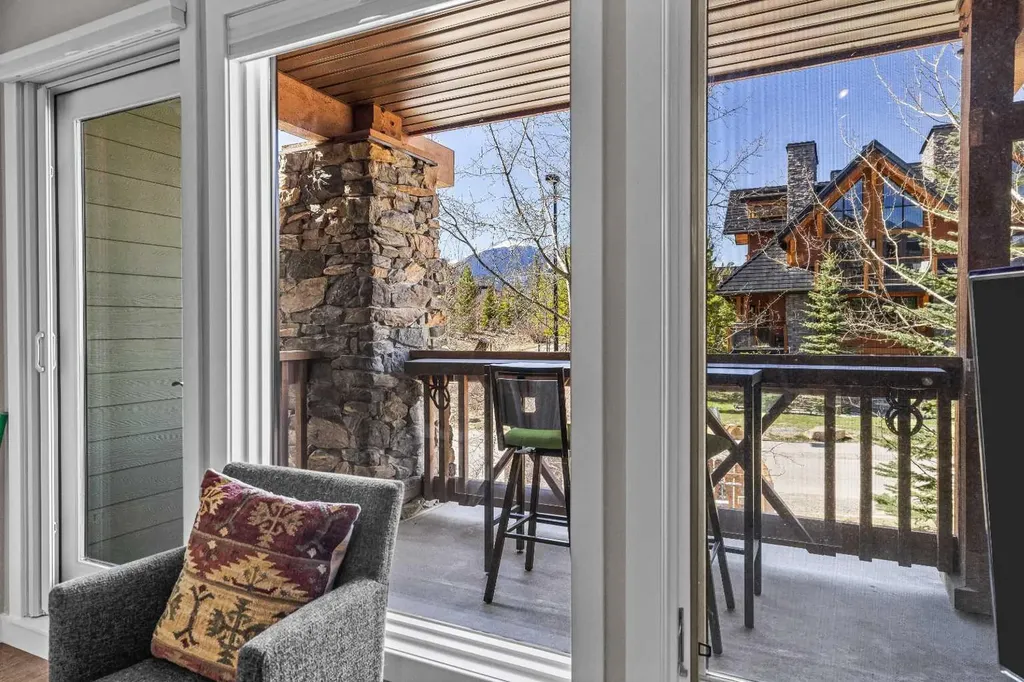 106 Stewart Creek Landing Canmore AB T1W 0G6
