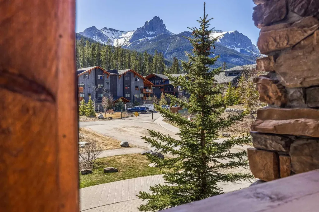 106 Stewart Creek Landing Canmore AB T1W 0G6