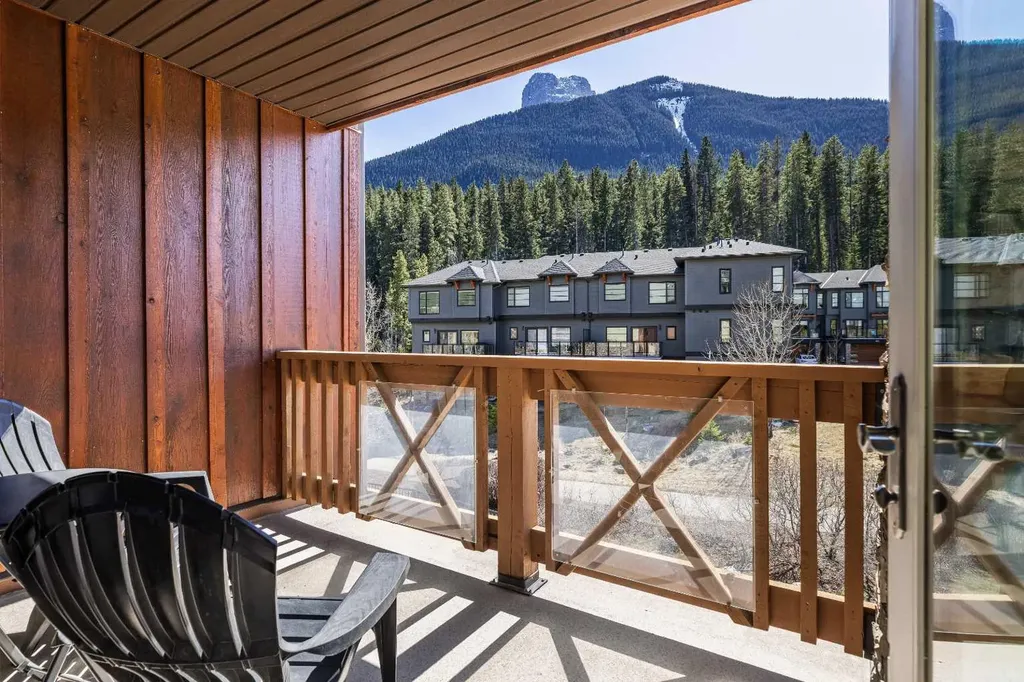 106 Stewart Creek Landing Canmore AB T1W 0G6