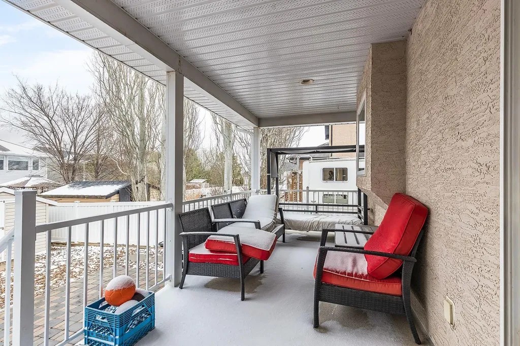 14 Cottonwood Court SW Medicine Hat AB T1B4R5