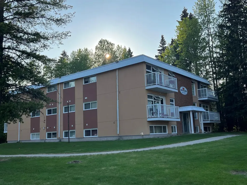 506 41 Street Edson AB T7E 1A2