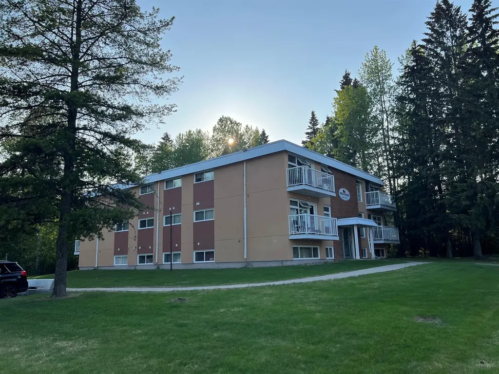506 41 Street Edson AB T7E 1A2