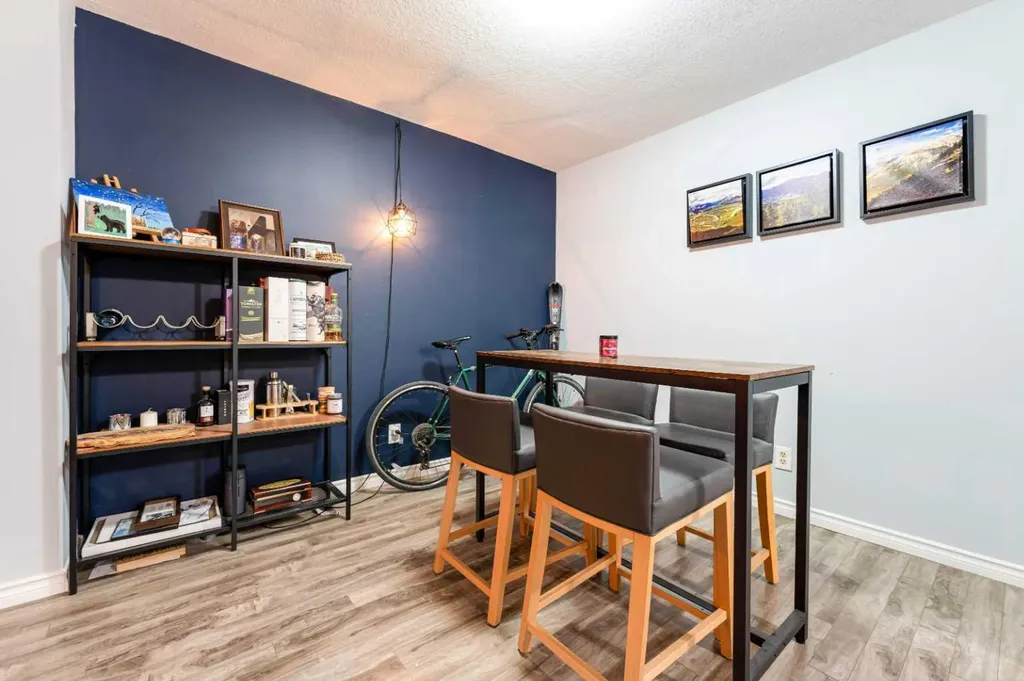 924 14 Avenue SW Calgary AB T2R 0N7