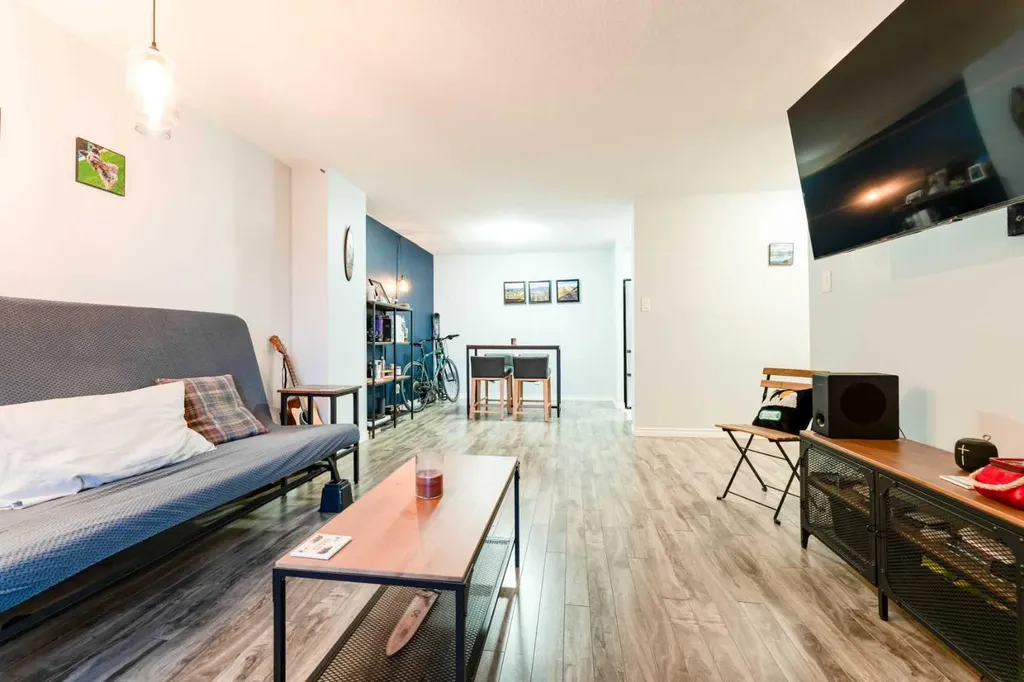 924 14 Avenue SW Calgary AB T2R 0N7