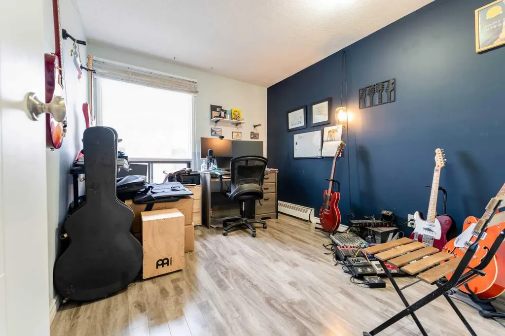 924 14 Avenue SW Calgary AB T2R 0N7