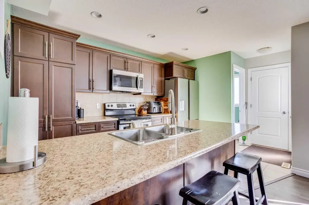 189 Callen Drive Fort Mcmurray AB T9K 0X7