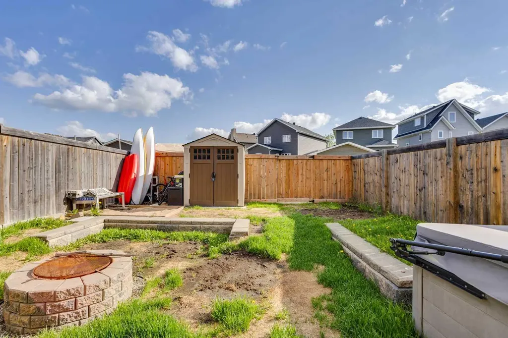 189 Callen Drive Fort Mcmurray AB T9K 0X7