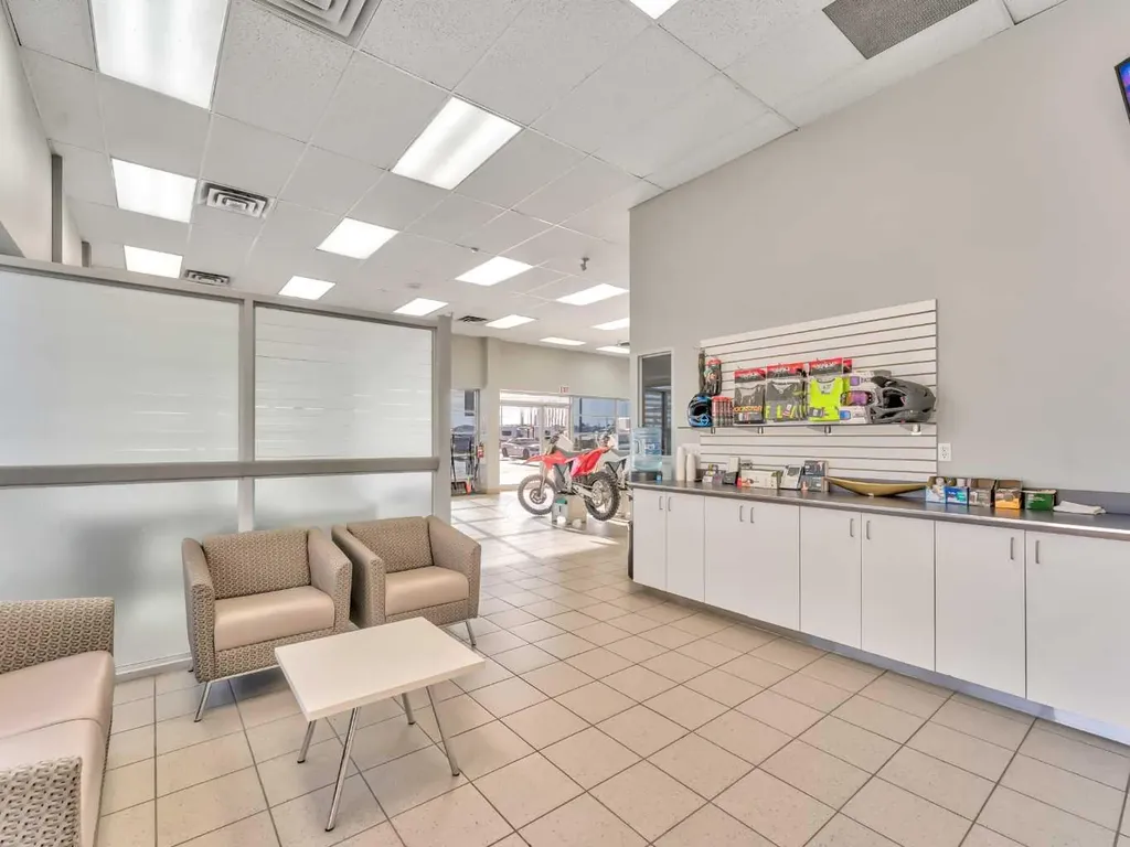 1276 Trans Canada Way SE Medicine Hat AB T1B 1J5