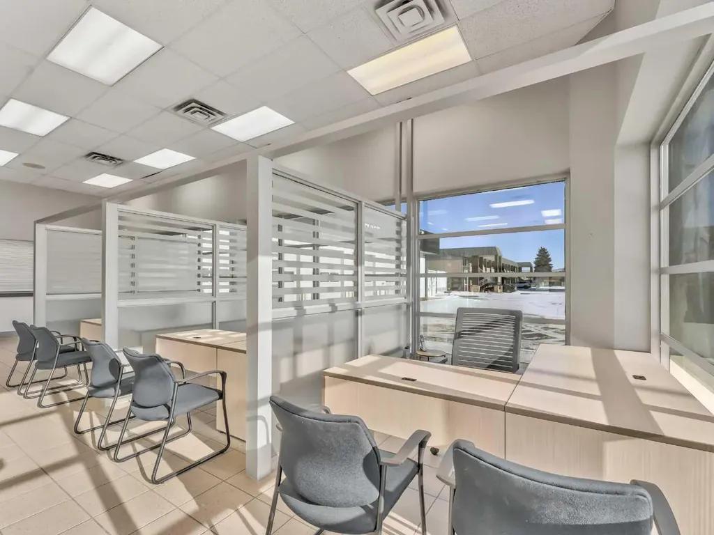 1276 Trans Canada Way SE Medicine Hat AB T1B 1J5