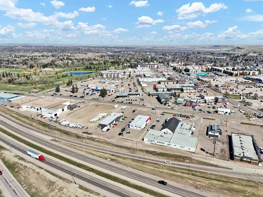 1276 Trans Canada Way SE Medicine Hat AB T1B 1J5