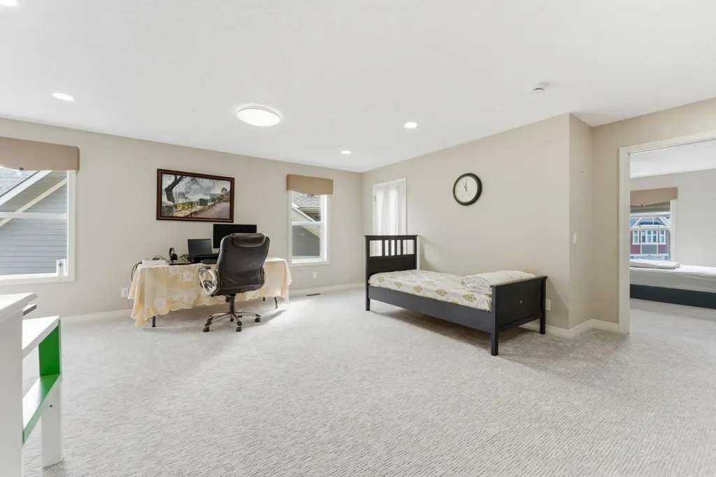 99 Marquis Cove SE Calgary AB T3M 1Y1