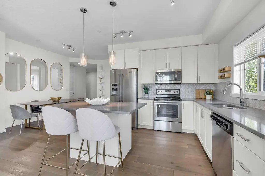 99 Copperstone Park SE Calgary AB T2Z 5C9