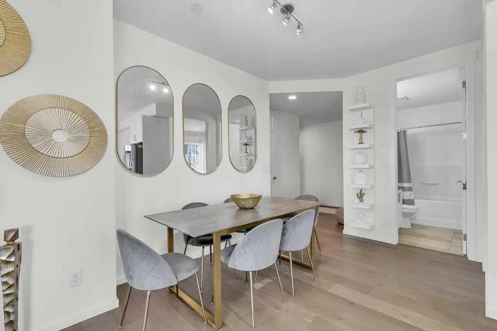 99 Copperstone Park SE Calgary AB T2Z 5C9