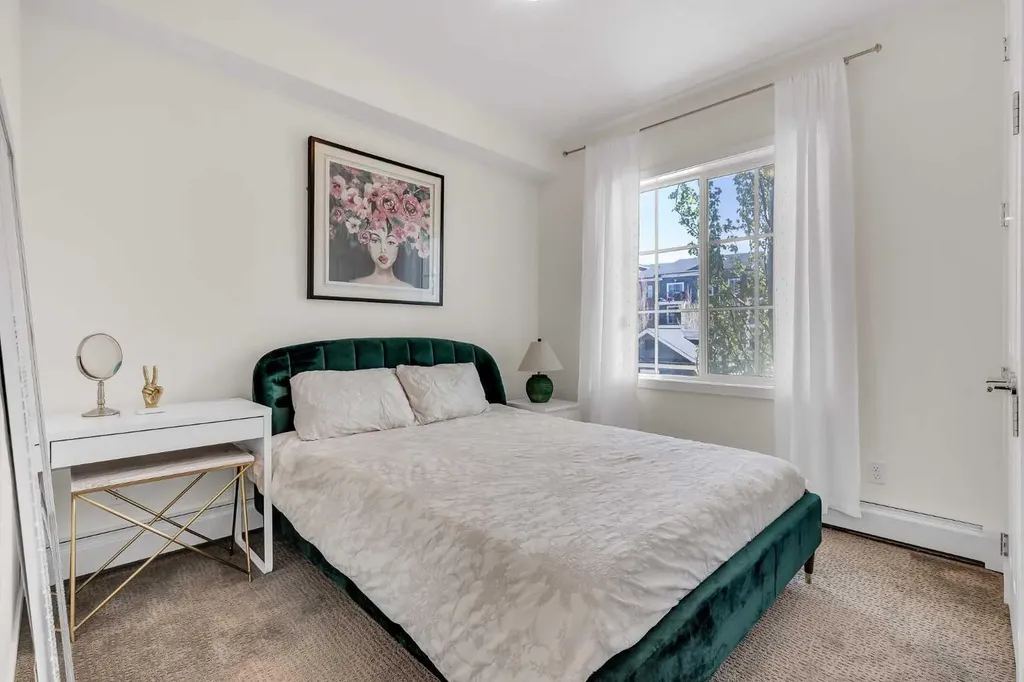 99 Copperstone Park SE Calgary AB T2Z 5C9