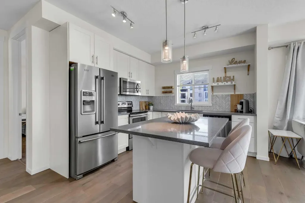 99 Copperstone Park SE Calgary AB T2Z 5C9