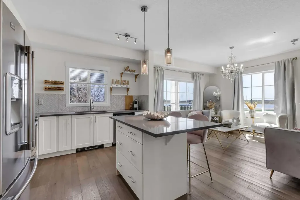 99 Copperstone Park SE Calgary AB T2Z 5C9