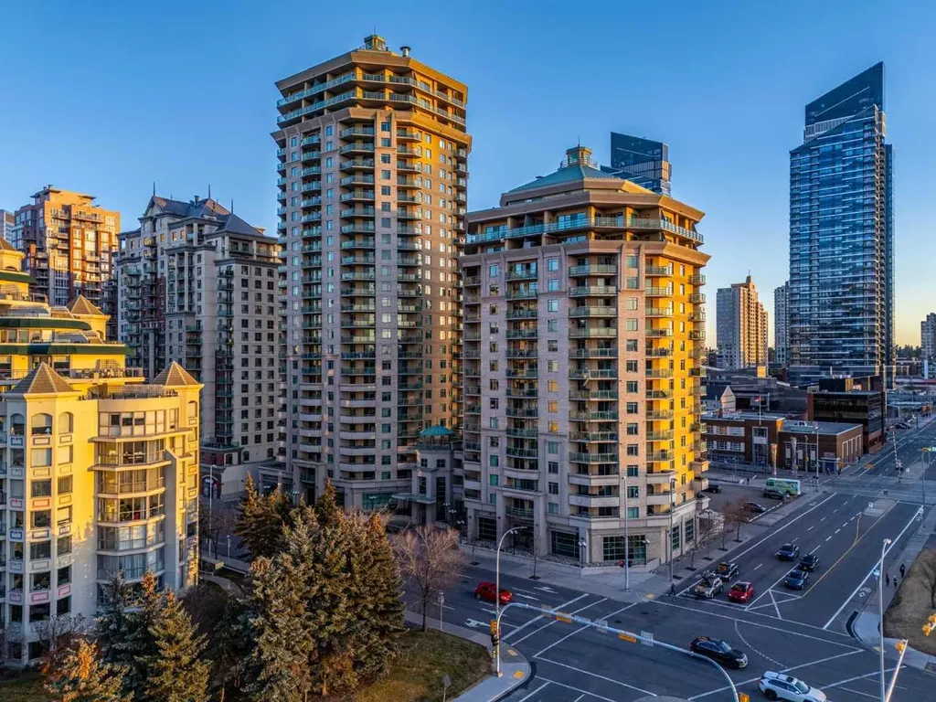 1121 6 Avenue SW Calgary AB T2P 5J4