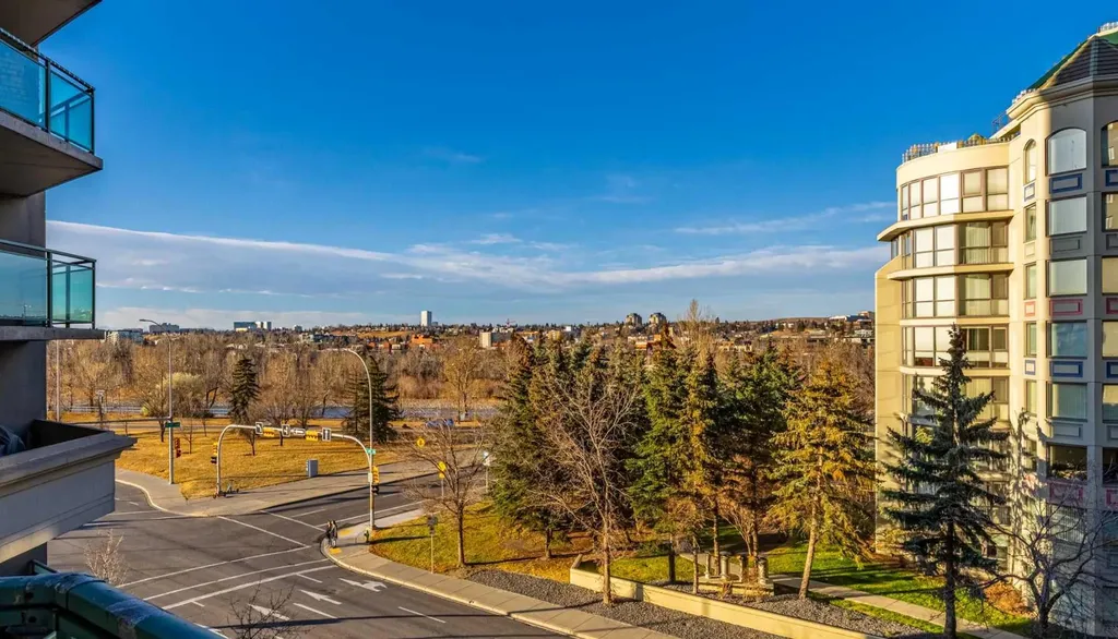 1121 6 Avenue SW Calgary AB T2P 5J4