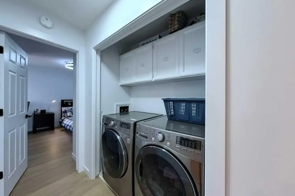 3131 63 Avenue SW Calgary AB T3E 6N4