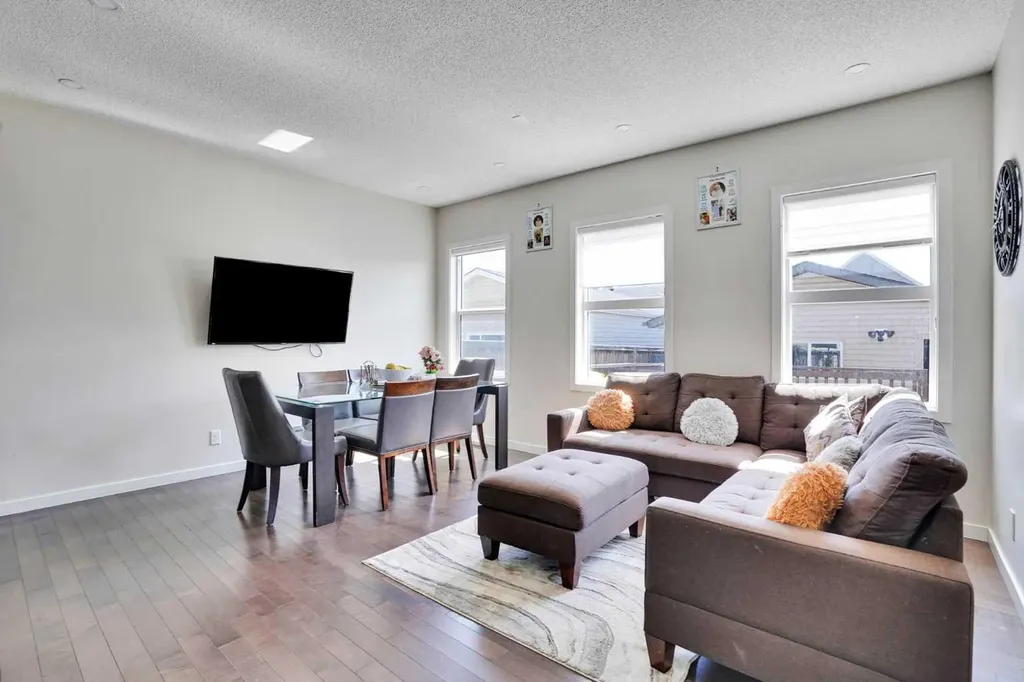 197 Skyview Springs Crescent NE Calgary AB T3N0B8