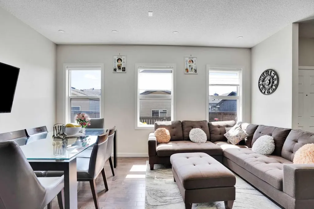 197 Skyview Springs Crescent NE Calgary AB T3N0B8