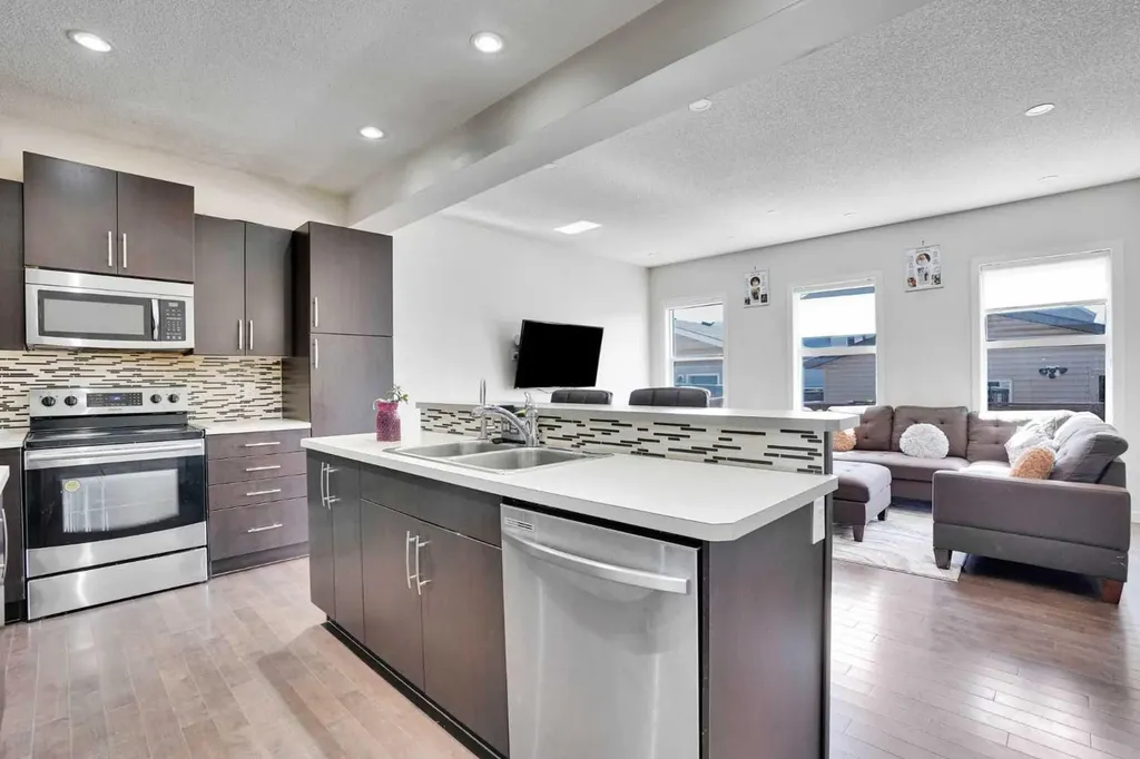 197 Skyview Springs Crescent NE Calgary AB T3N0B8