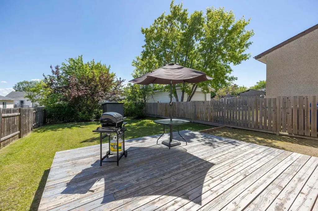 113 Sirius Avenue Fort Mcmurray AB T9H 3B8