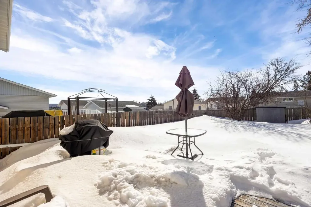 113 Sirius Avenue Fort Mcmurray AB T9H 3B8